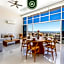 Brand New 3 BR Penthouse - Oceanview Rooftop Pool