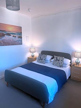Grant Arms Hotel