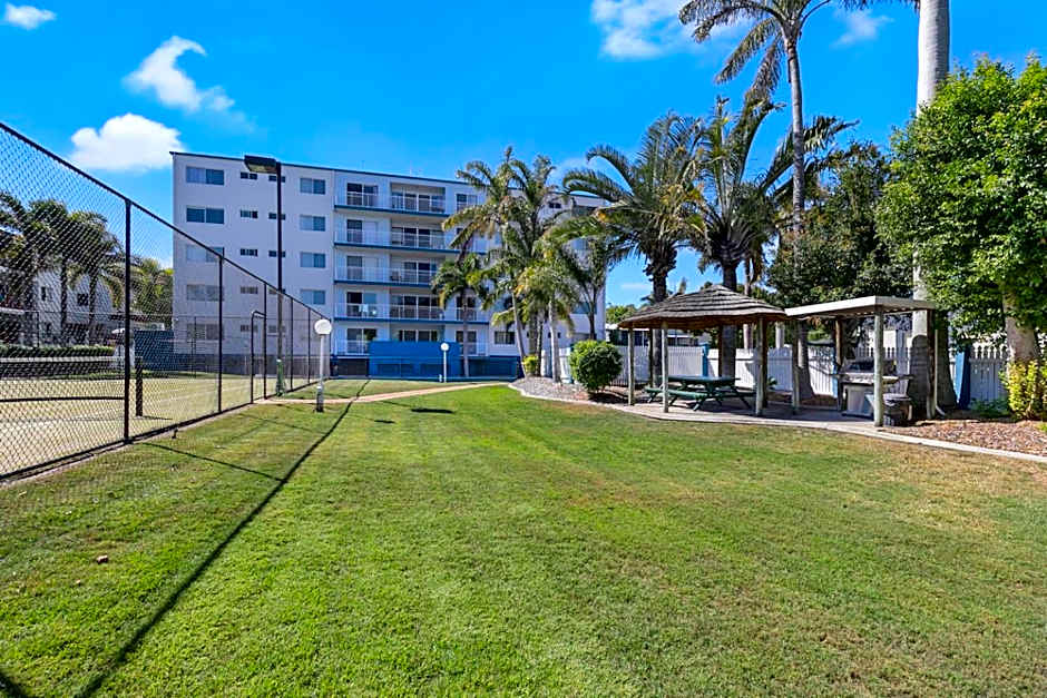 White Crest Apartments
