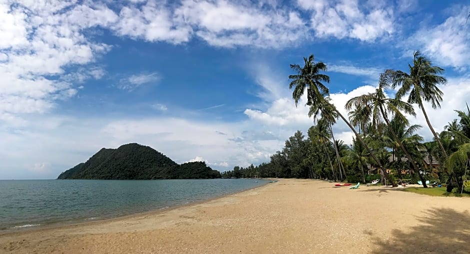 Koh Chang Pukdee  Resort