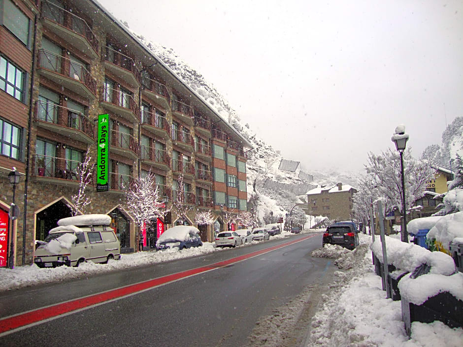 Apartamentos Canillo Pie de Pistas 3000