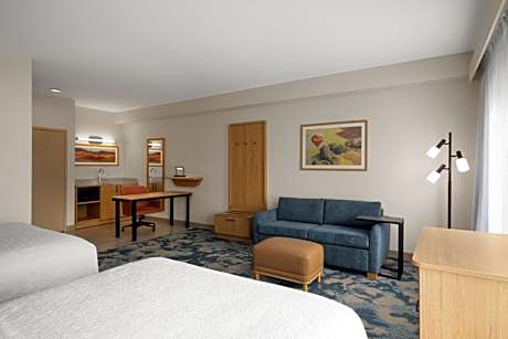 Queen Studio Suite with Two Queen Beds - Non-Smoking