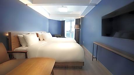 Superior Double Room with Lake View