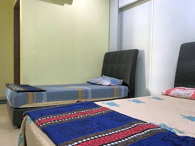 SPOT ON 89857 Azra Inn (Rumah Tumpangan)