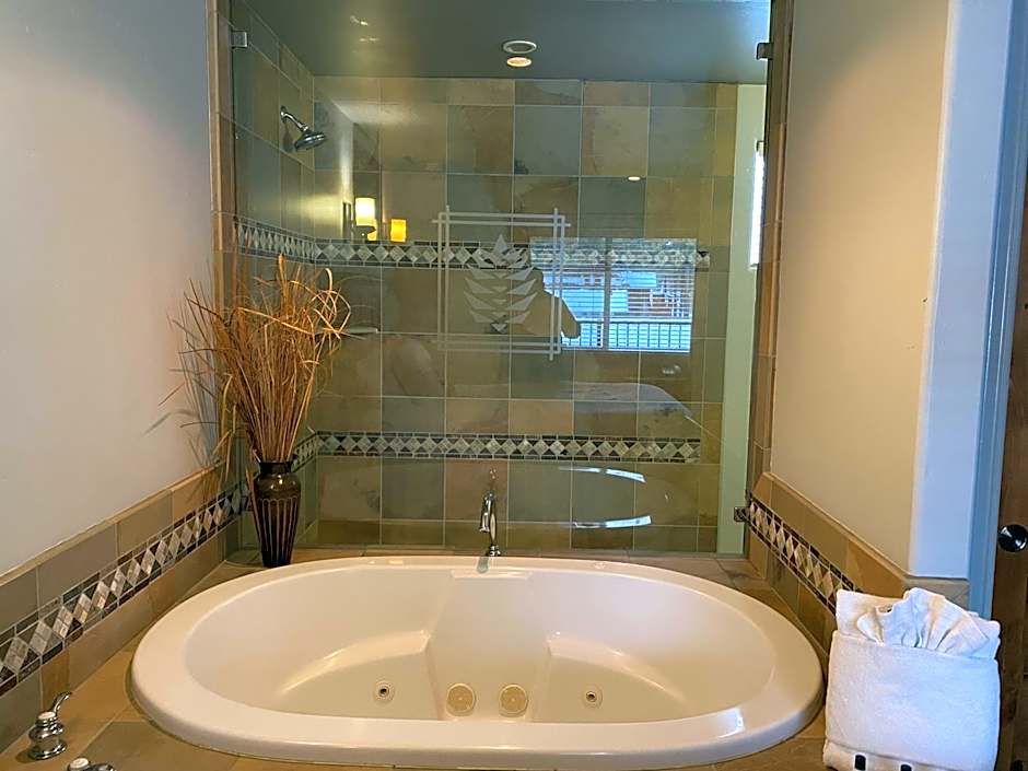 Secrets Inn Lake Tahoe