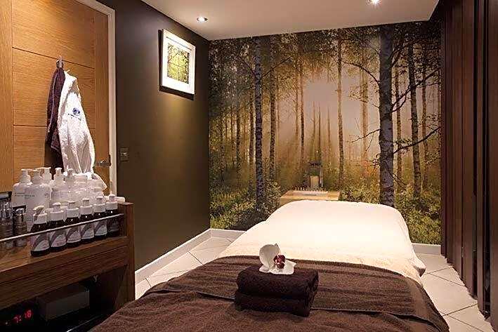 Captain's Club Hotel & Spa