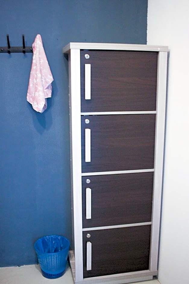 Photo 1 of 4 of 1 Bunk Bed Mixed Dormitory
