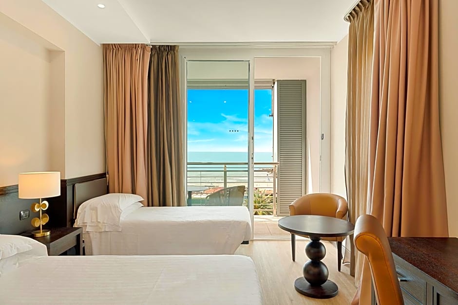 Hotel Excelsior