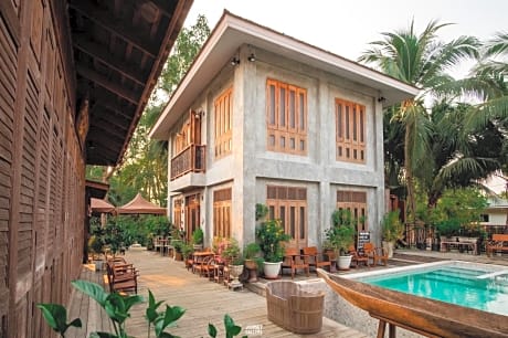 House of Passion Amphawa