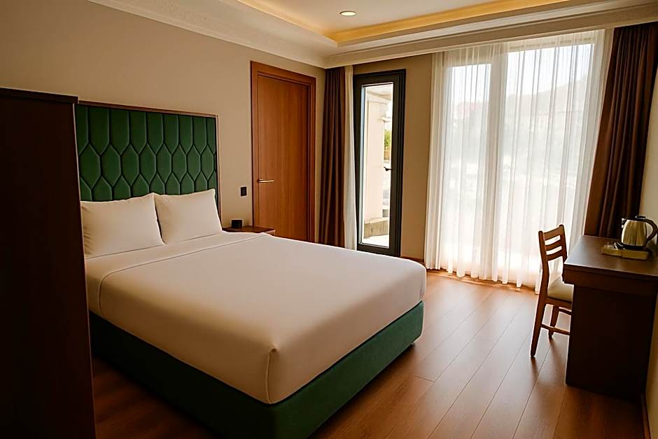 Shelton Airport Hotel