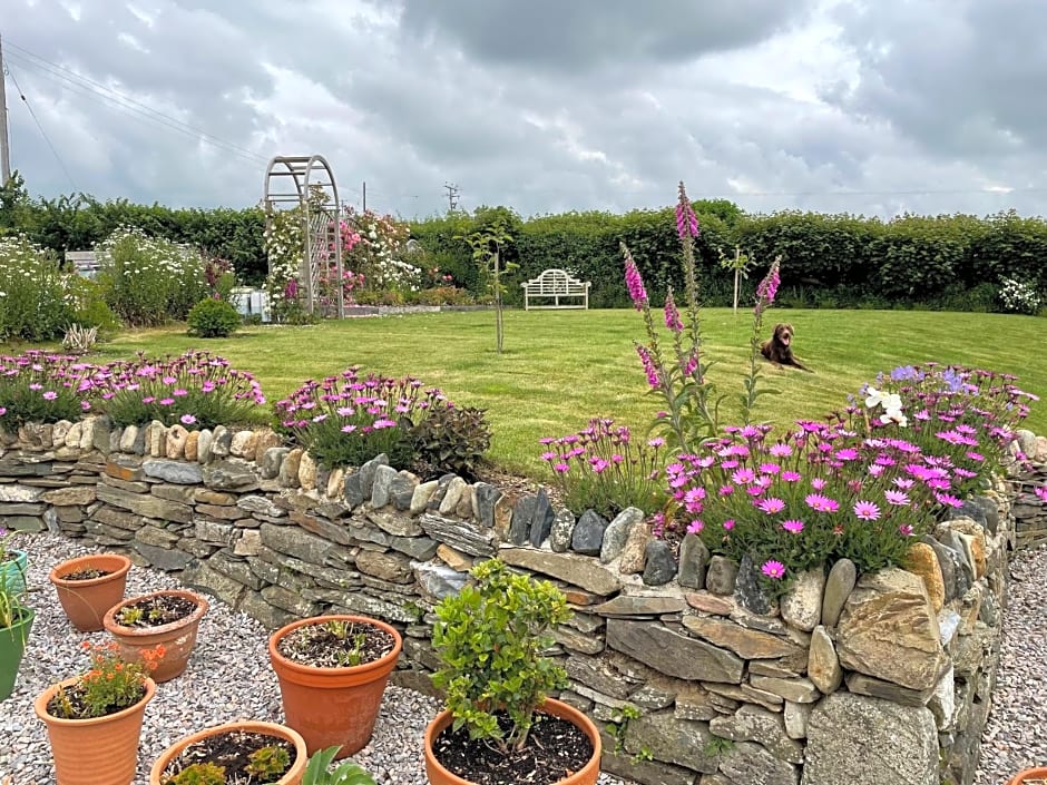 Westerley Country B & B with exclusive Guest lounge