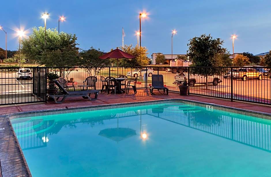 Hawthorn Extended Stay by Wyndham College Station