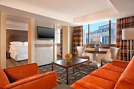 Executive Suite, 1 Bedroom Executive Suite, 1 King, Sofa bed