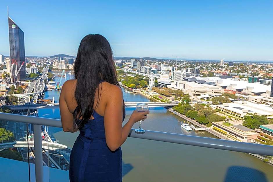 Evolution Apartments