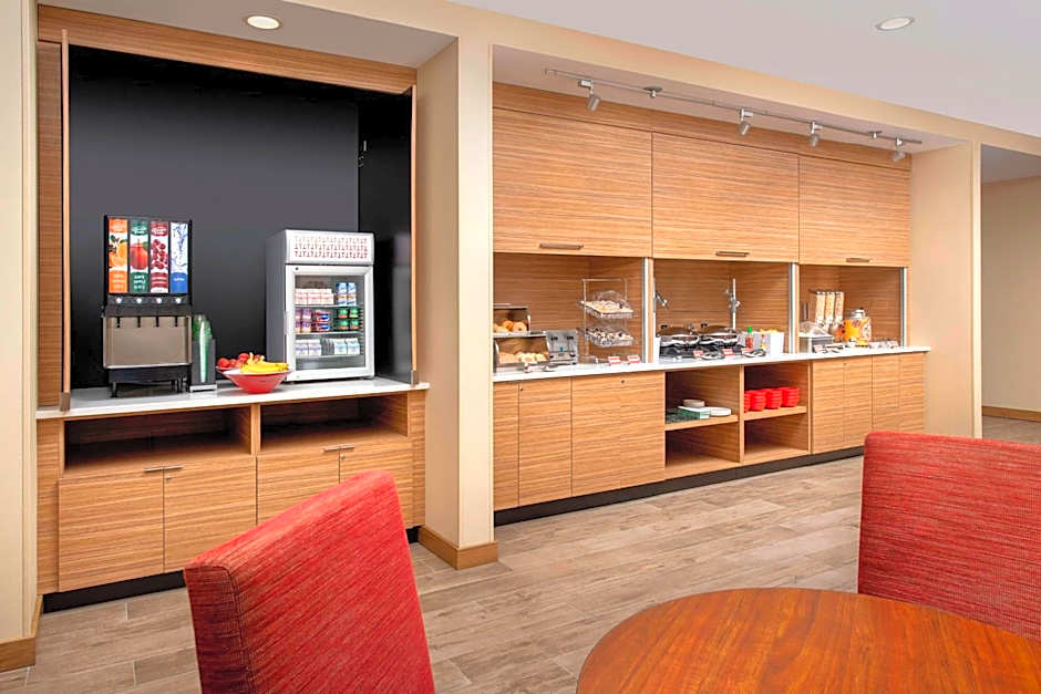 TownePlace Suites by Marriott College Park