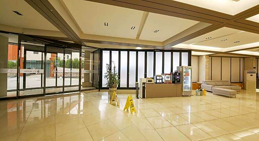 Benikea Cheonan Tourist Hotel