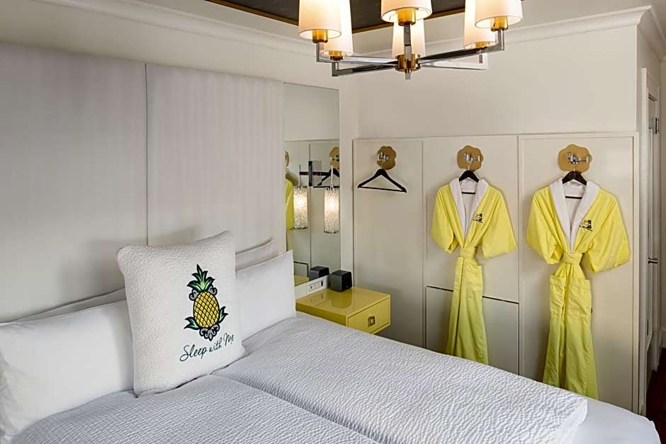 Staypineapple, A Delightful Hotel, South End