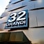 GRANDI 32 Boutique Residence
