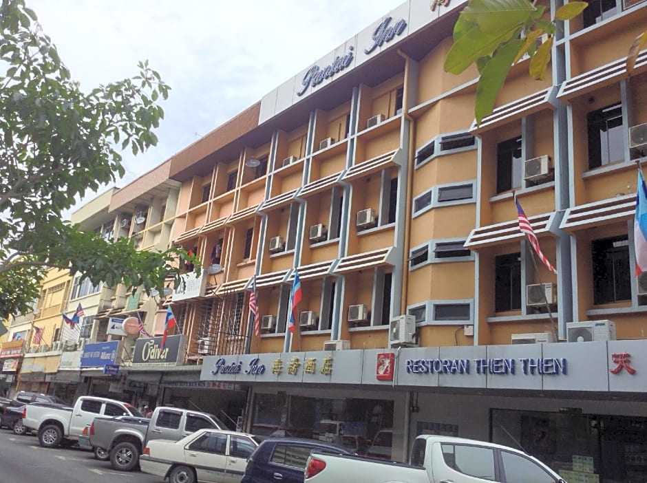 Pantai Inn