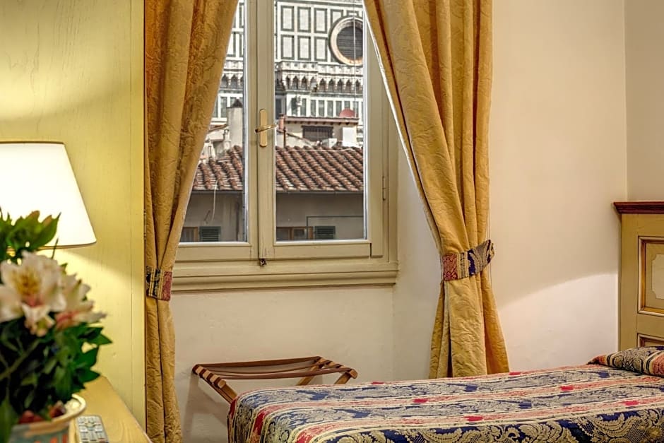Hotel De Lanzi