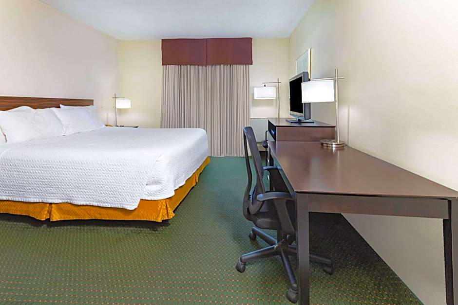 Travelodge by Wyndham Bracebridge