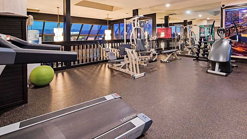 Seven Oaks Hotel Regina