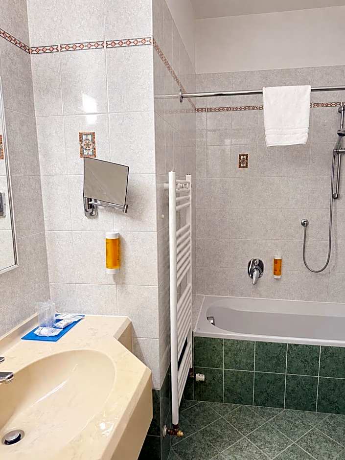 Hotel Parigi 2 & Spa