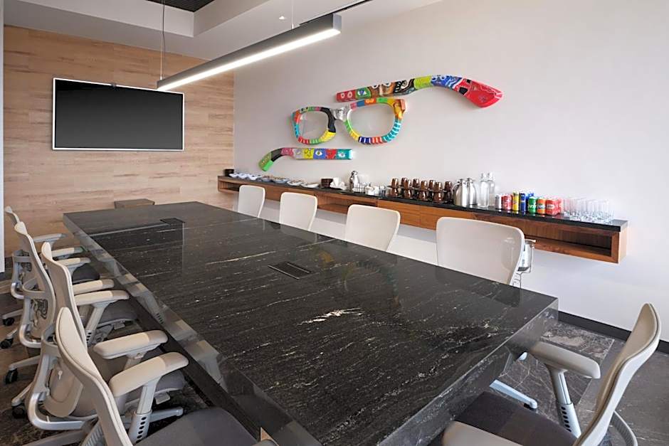 Voco Guadalajara Neruda By IHG