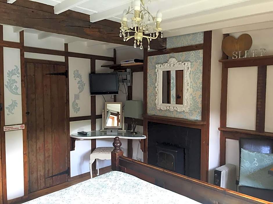 Dolweunydd Bed and Breakfast