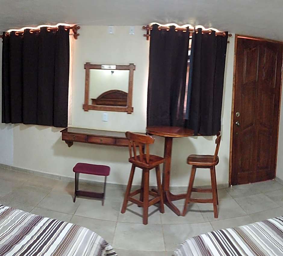 Finca Marix, Villa del Carbón