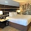 Clarion Pointe Atlanta Airport College Park