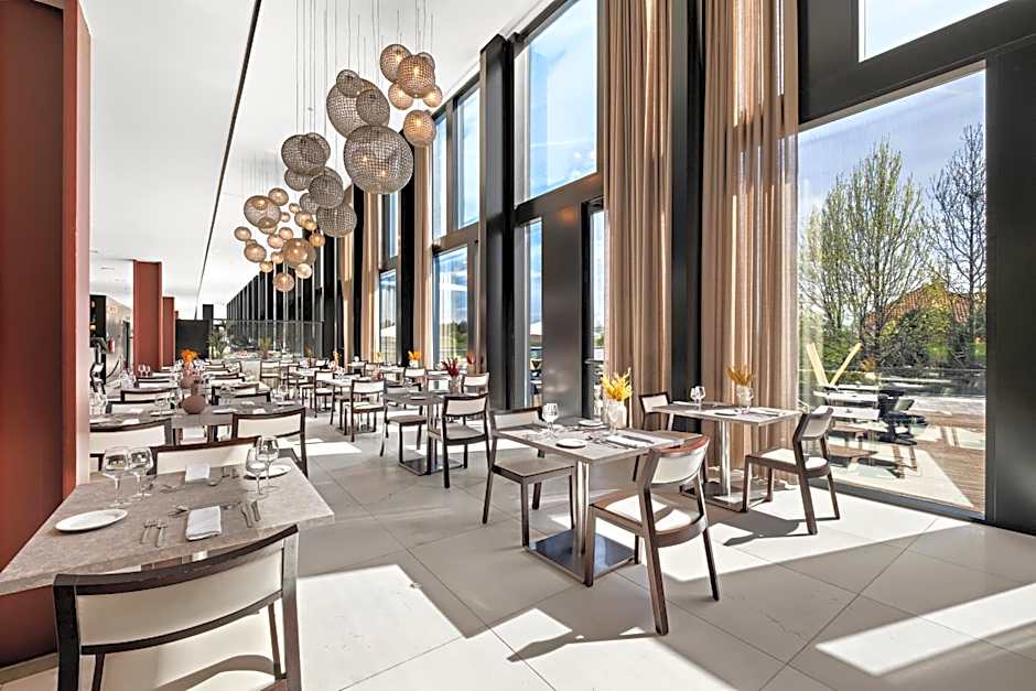 Axis Viana Business & SPA Hotel