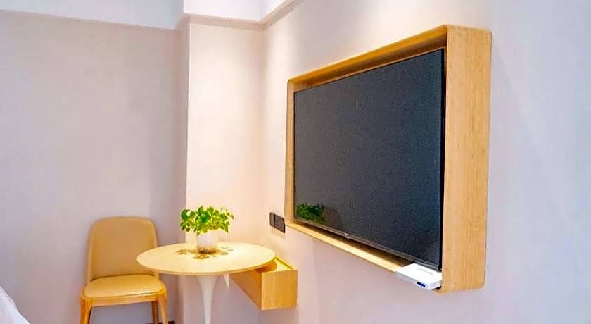 GreenTree Inn Lianyungang Suning Square Hualian Mantion Hotel