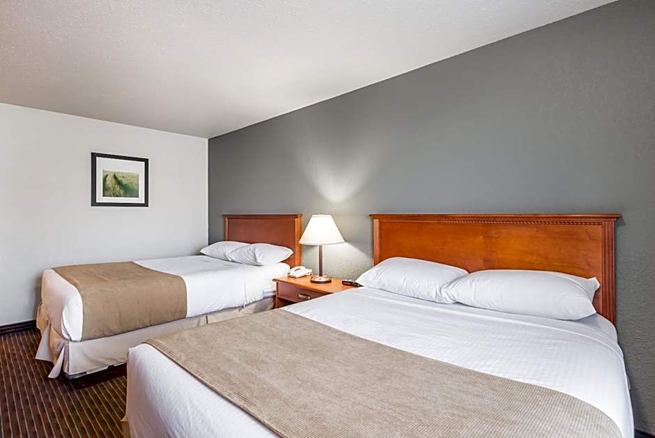 Super 8 by Wyndham Grande Prairie