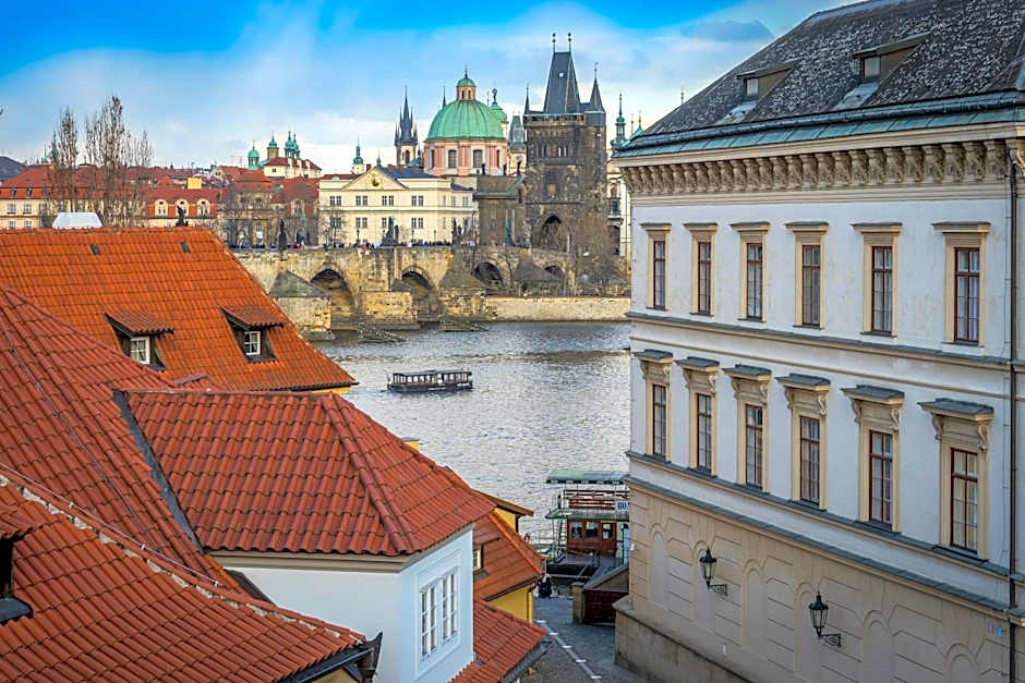 Pytloun Kampa Garden Hotel Prague