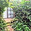 Aero Lodge Guest House
