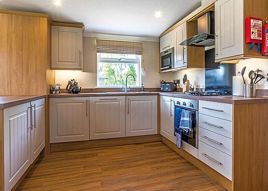 Woodhall Country Park Lodges