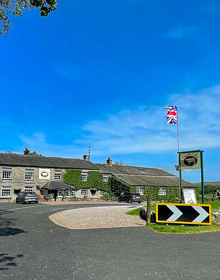 The Fat Lamb Country Inn and Nature Reserve