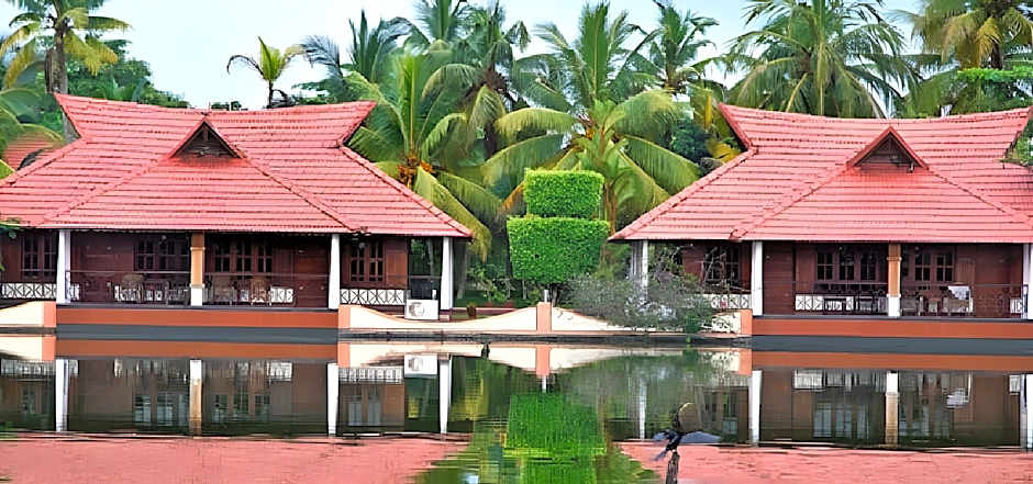 Sterling Lake Palace Alleppey