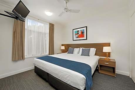 Executive One-Bedroom Apartment