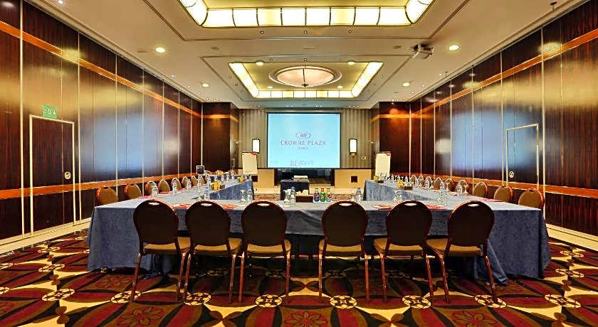 Crowne Plaza Hamra Beirut By IHG