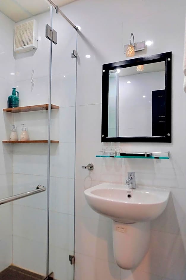 Canary Boutique Hotel