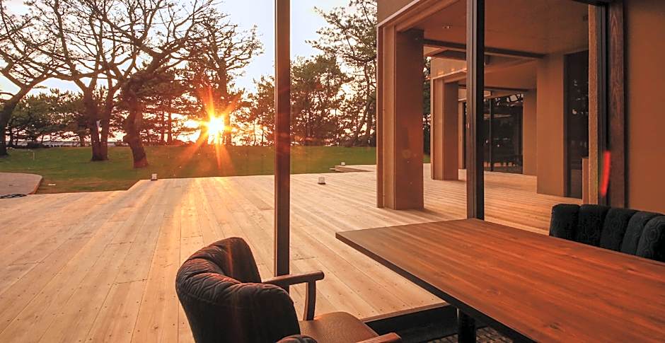 Awaji Hamarikyu Takumi