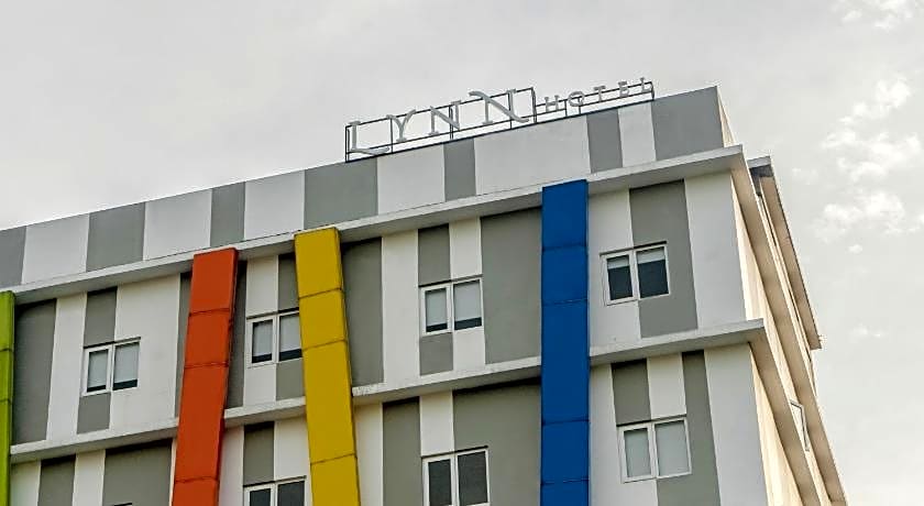 LYNN Hotel Serang