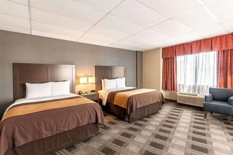 Standard Room with Two Queen Beds - Courtyard View