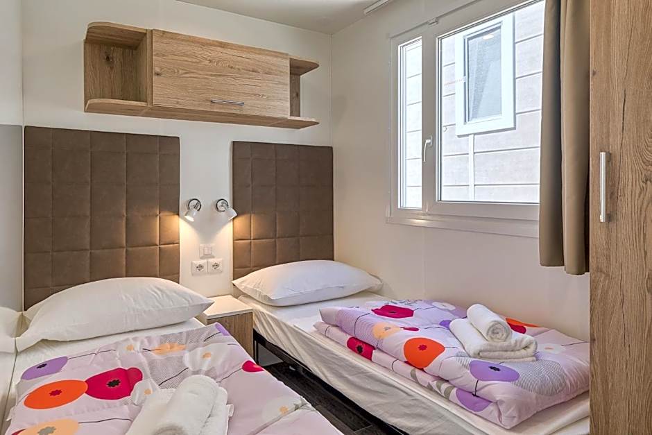 Mobile Homes Camping Santa Marina, Lanterna