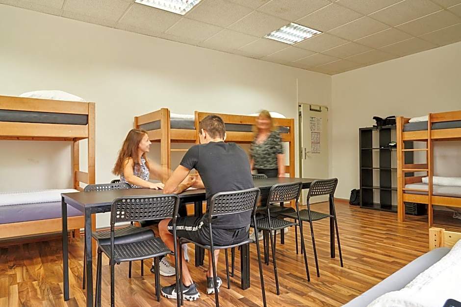 K 357 - Staffboarding - Personal- und Monteurzimmervermietung und Vermittlung in Hamburg und Umgebung