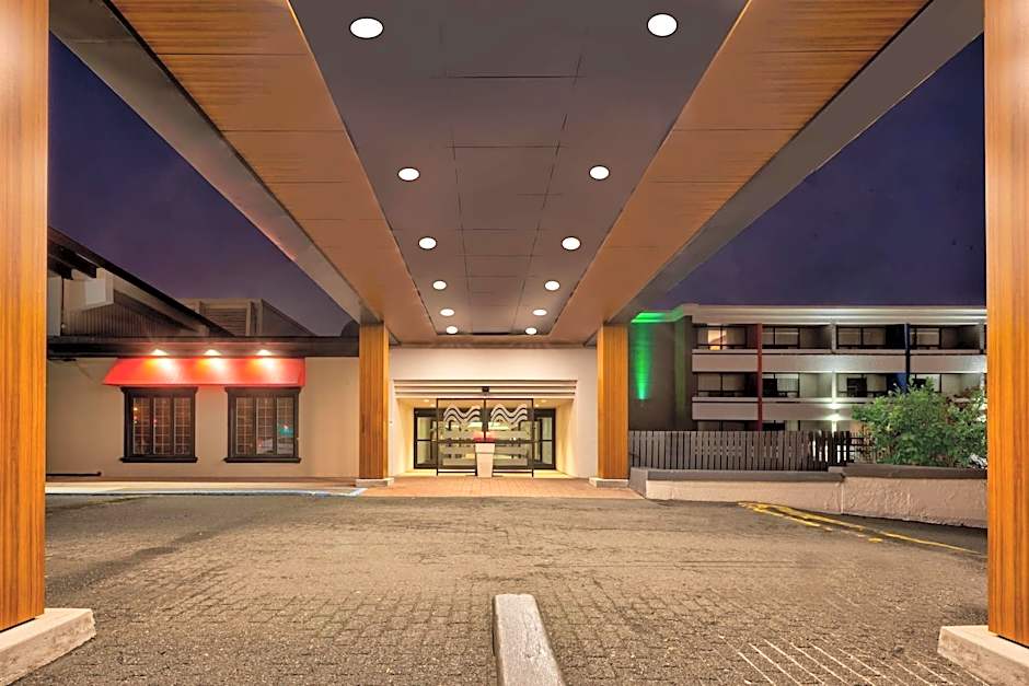Holiday Inn St Johns Government Center By IHG