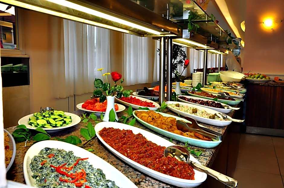 Cinar Family Suite Hotel