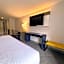 Comfort Inn & Suites Sturbridge-Brimfield